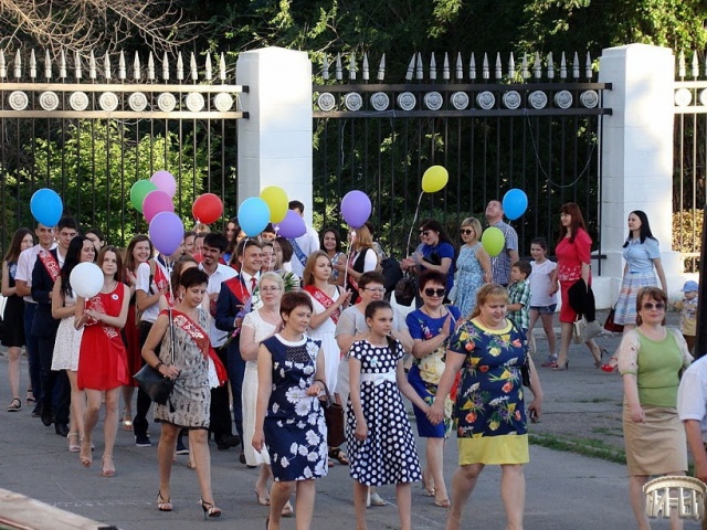 Погода лозной цимлянский. Лозновская школа Цимлянский район. Красноярская школа Цимлянский район.